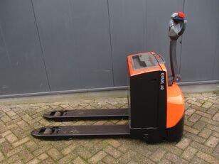 porta paletes manual BT LWE 180